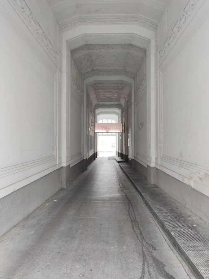 Royal Residence Haus des Meeres Wien Exterior foto